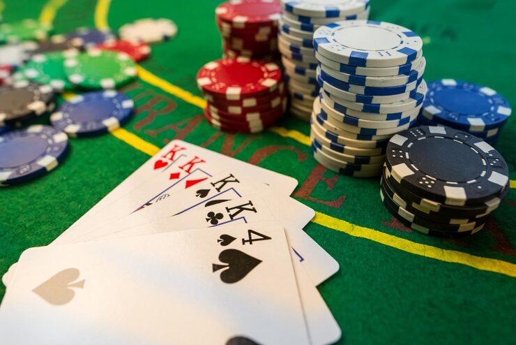 Starburst payout table and symbol values on gcr25